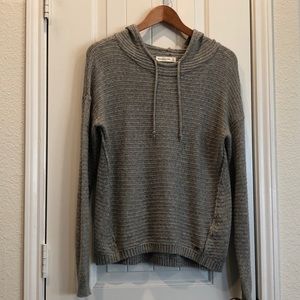 Abercrombie & Fitch sweater